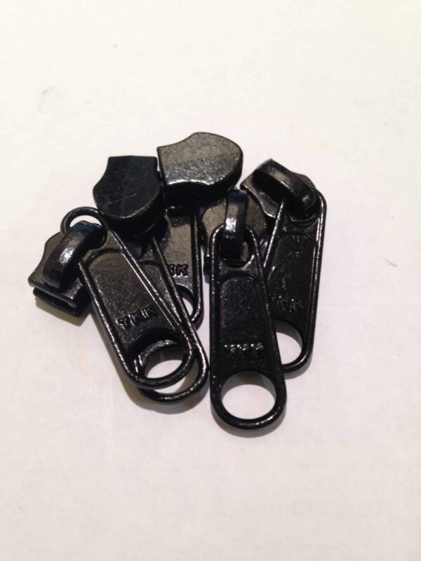 Zip Runners Size 5 Black  - Nylon